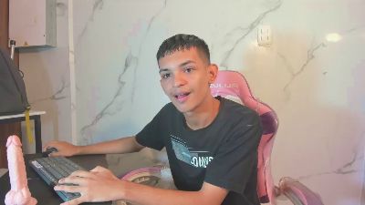 littlecum18 webcam model stream image