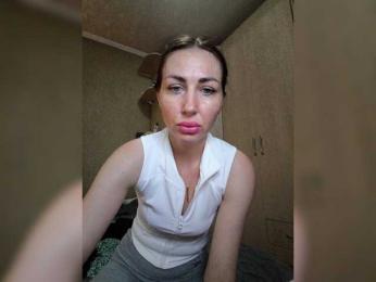 WOWLADY webcam model stream image