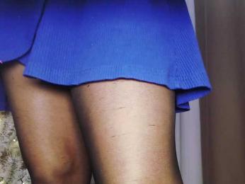 Va-len-cia webcam bongacams model stream image