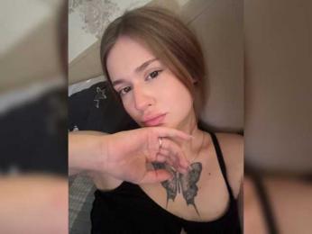 Lisakisaa webcam model stream image