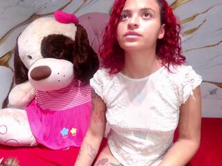 Molly Ambers webcam model stream image