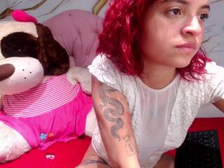 Molly Ambers webcam model stream image