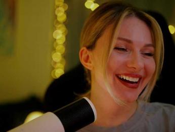 D_i_aM webcam bongacams model stream image