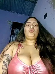 xandra252 webcam stripchat model stream image