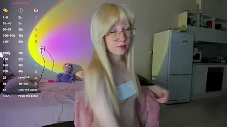 Allettaevee webcam model stream image