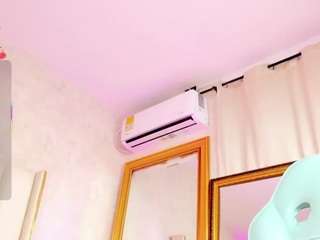 irina-foxx1 webcam camsoda model stream image