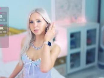 amoramias webcam model stream image