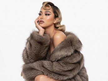 YoshiJenner webcam model stream image