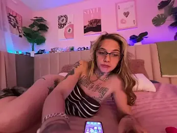 chloetease webcam model stream image