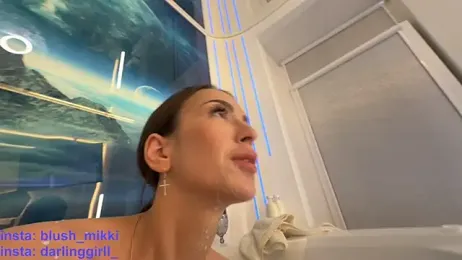 mikkixmeow webcam model stream image