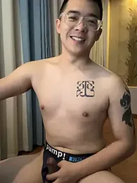 iamtobias webcam stripchat model stream image