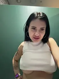 Wet__Bunny webcam model stream image