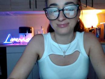 LorennePlay webcam bongacams model stream image