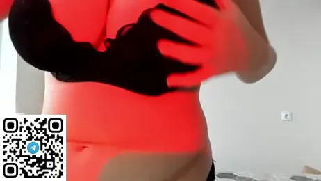 NikaKay webcam model stream image