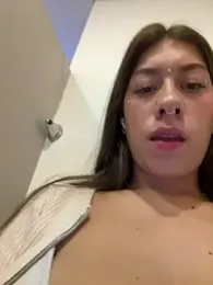 Enyeld_ruru webcam stripchat model stream image