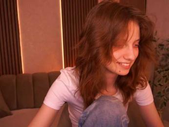 CuteeFoxy webcam bongacams model stream image