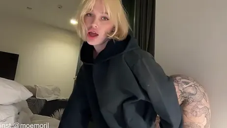 Golden_Aline webcam model stream image