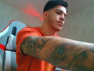 Alan Thompson webcam model stream image