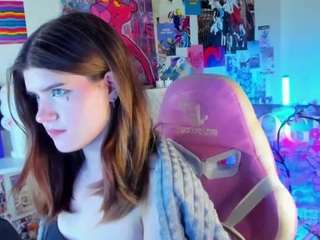 elyra-zyra webcam camsoda model stream image