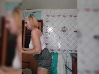 lukerya webcam model stream image