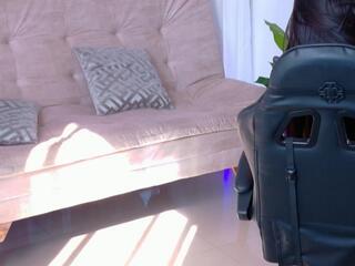 Emilly Jonnes webcam model stream image