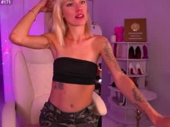 ohbabykelly webcam model stream image