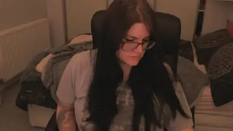 GothSuccubusBabe webcam model stream image