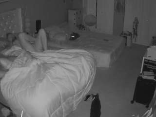 voyeurcam-house-charleys-room webcam model stream image
