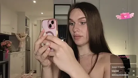SophieTrner webcam model stream image