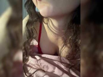 FeeBee webcam bongacams model stream image