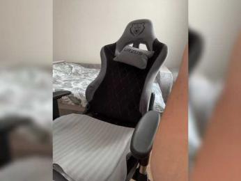 _M_O_L_O_K_O_ webcam bongacams model stream image