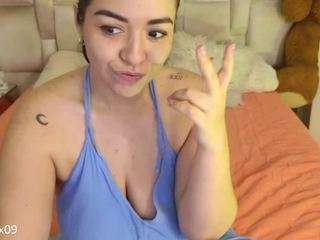 carolinafox webcam camsoda model stream image