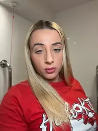 Strongqueen webcam stripchat model stream image