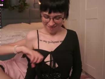 little_poetry webcam model stream image