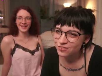 little_poetry webcam model stream image