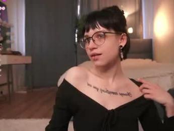 little_poetry webcam model stream image