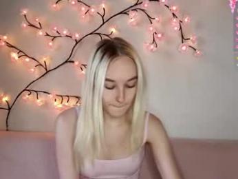 misamew webcam model stream image