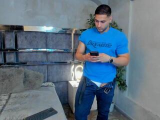 Troy Millers webcam model stream image