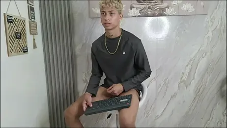 EMPIRE_BOYS1 webcam model stream image