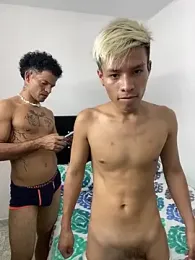 MaxyRyan webcam model stream image