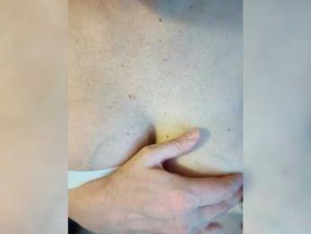 MasseuseLabi webcam model stream image