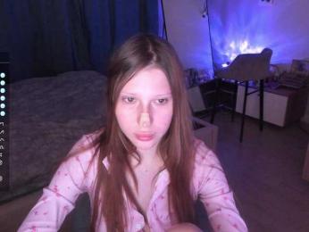 EmmieZeus webcam model stream image