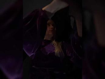 MirandaNow webcam model stream image