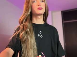 ainhoa-ds webcam camsoda model stream image