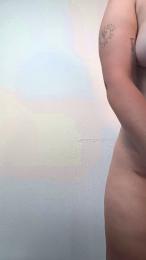 mahina84_ webcam model stream image