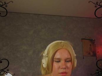 Female-Jesus webcam bongacams model stream image