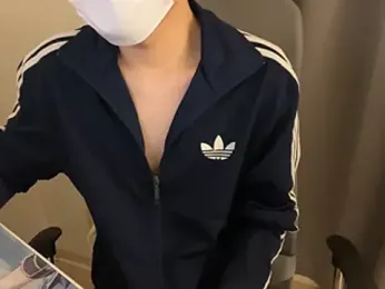 heerobok webcam model stream image