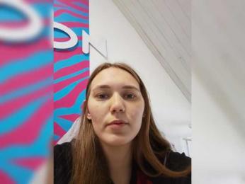 AlisaWyn webcam model stream image