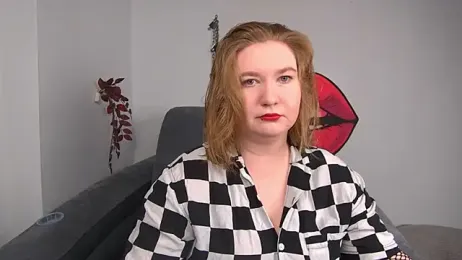 NikkiTease webcam stripchat model stream image
