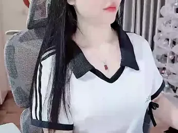 Aelyn_Rae webcam stripchat model stream image